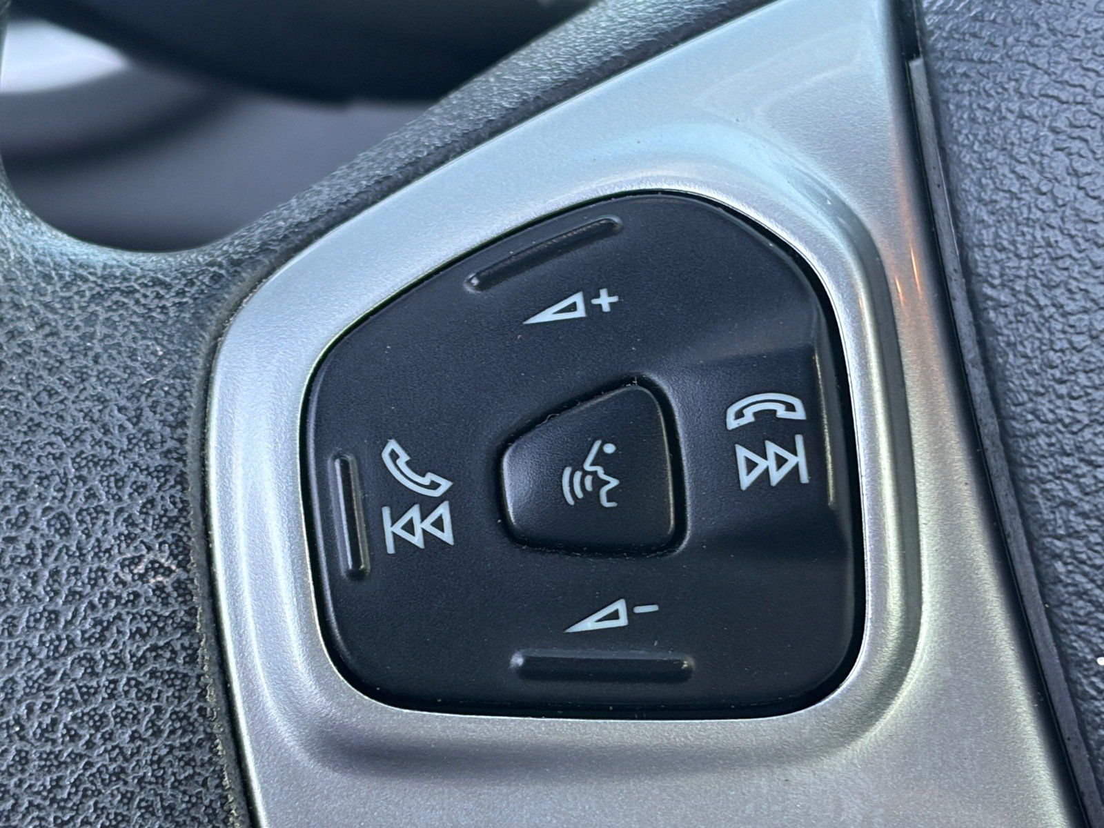 Used 2019 Ford Fiesta SE FWD image 8