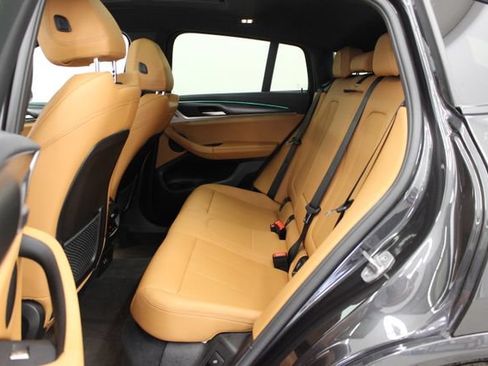 Used 2023 BMW X4 M40i AWD/4WD image 10