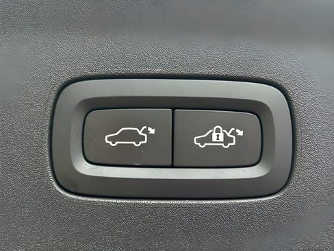 Used 2022 Polestar Polestar 2 image 35