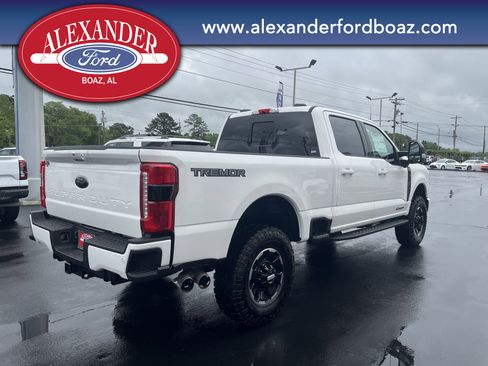 New 2025 Ford F250 Lariat w/ Lariat Ultimate Package image 4