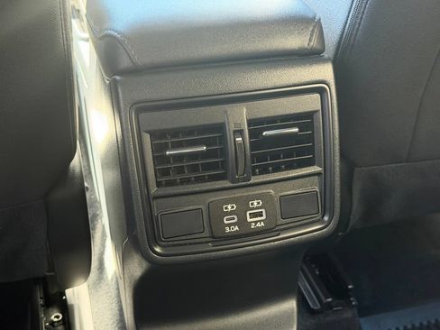 Used 2026 Subaru Outback Premium AWD/4WD image 26