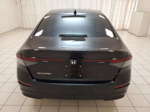Certified 2025 Honda Accord SE image 28
