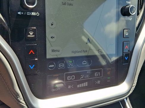 Certified 2025 Subaru Outback Premium AWD/4WD image 16