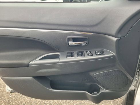 Used 2024 Mitsubishi Outlander Sport ES AWD/4WD image 19