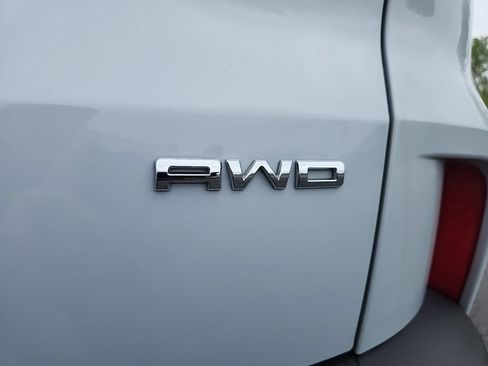 Used 2025 Ford Escape Platinum AWD/4WD image 7