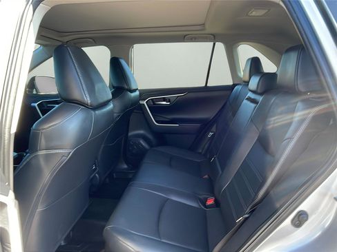 Used 2023 Toyota RAV4 Limited image 16