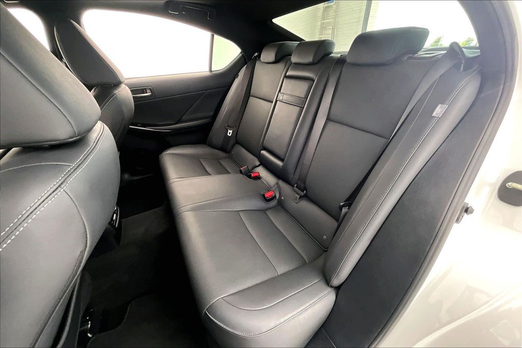 Used 2024 Lexus IS 300 w/ Comfort Package RWD image 32