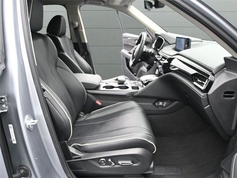 Used 2024 Acura MDX SH-AWD w/ Advance Package image 16