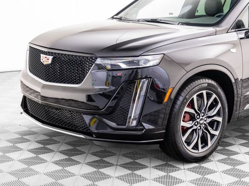 New 2025 Cadillac XT6 Sport image 35