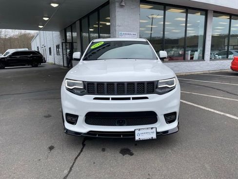 Used 2019 Jeep Grand Cherokee SRT image 18