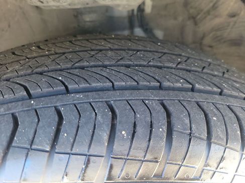 Certified 2024 Toyota Corolla Cross L image 30