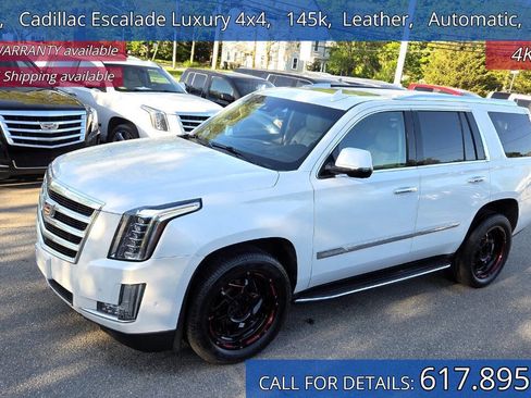 Used 2017 Cadillac Escalade Luxury AWD/4WD image 1