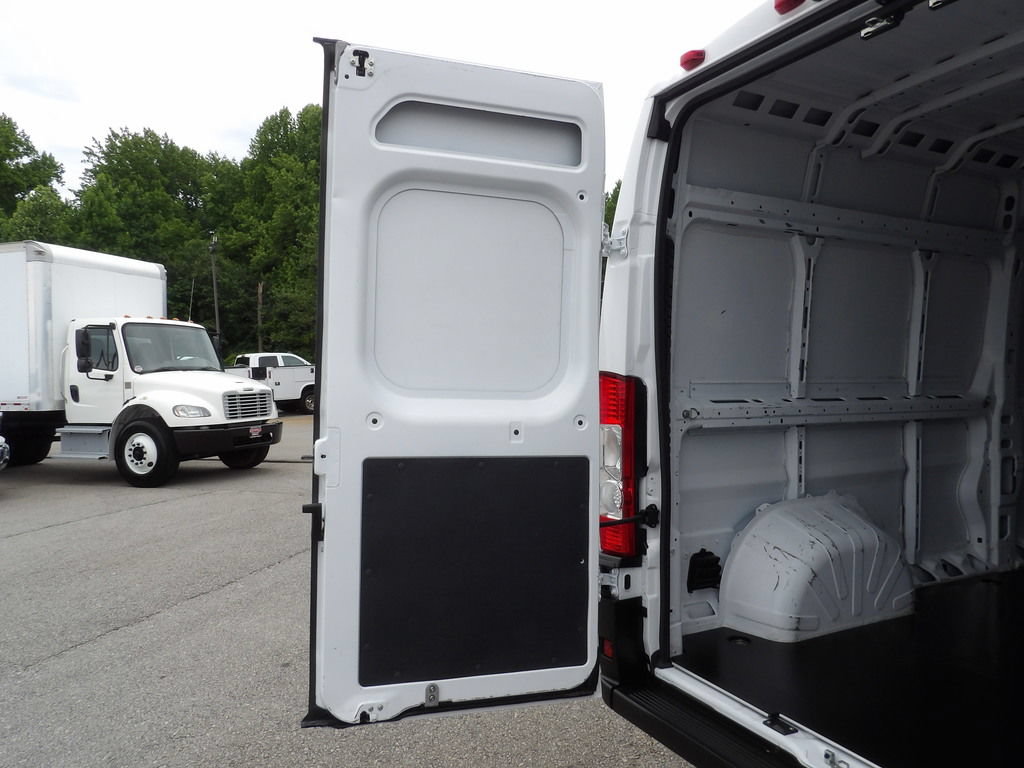 Used 2023 RAM ProMaster 2500 w/ Driver Convenience Group FWD image 40