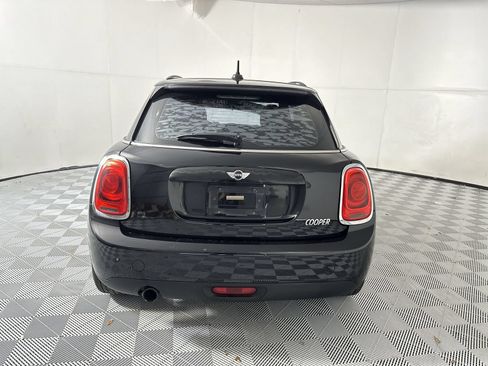 Used 2016 MINI Cooper 4-Door Hardtop FWD image 7