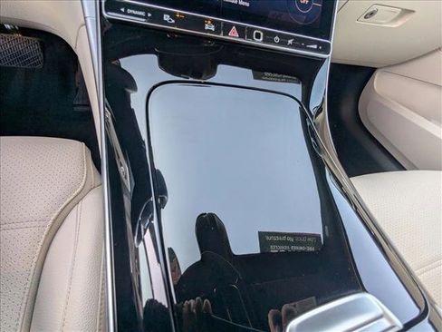 Certified 2025 Mercedes-Benz C 300 Sedan image 13