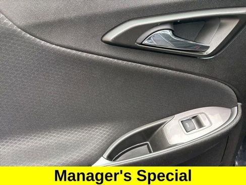 Used 2023 Chevrolet Malibu LT FWD image 32