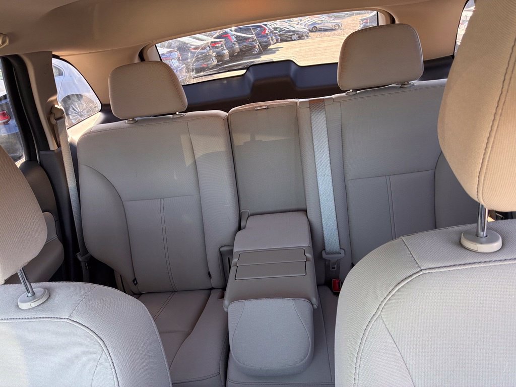 Used 2013 Ford Edge SE FWD image 17