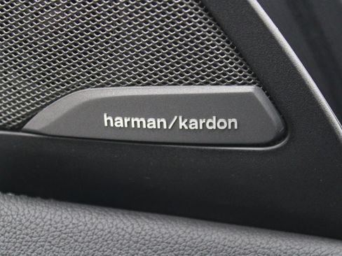 Used 2024 BMW X4 M40i w/ Premium Package image 44