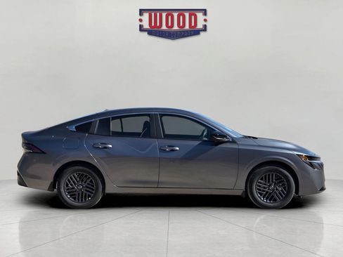 New 2026 Nissan Sentra SV image 2