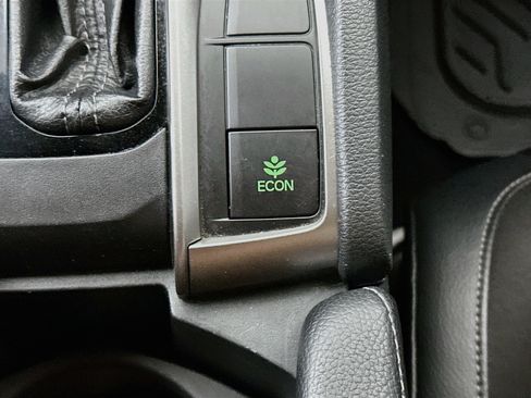 Used 2020 Honda Civic Sport image 24