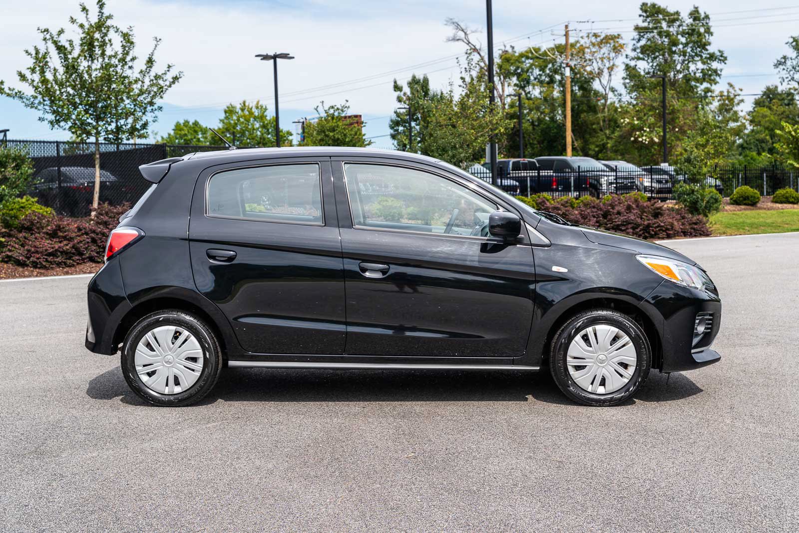 Used 2024 Mitsubishi Mirage ES FWD image 9