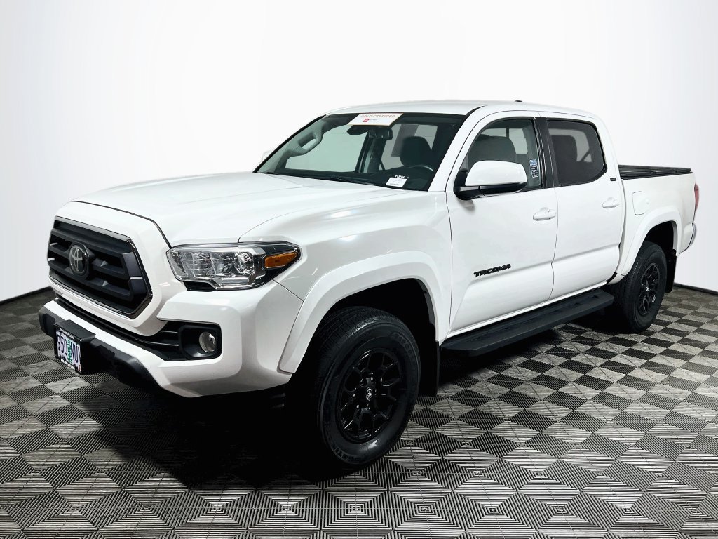 Certified 2022 Toyota Tacoma SR5 w/ Black Out Package (TMS) AWD/4WD image 3