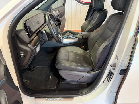 Used 2020 Mercedes-Benz GLS 450 4MATIC image 19