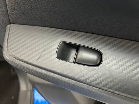 Used 2025 Nissan Sentra SV FWD image 25