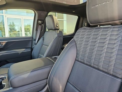 Used 2026 GMC Sierra EV Denali AWD/4WD image 25