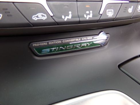 Used 2014 Chevrolet Corvette Stingray Convertible w/ 3LT Preferred Equipment Group RWD image 18
