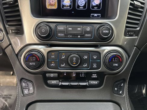 Used 2019 Chevrolet Tahoe Premier AWD/4WD image 10