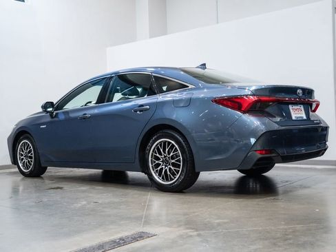 Certified 2021 Toyota Avalon XLE FWD image 7