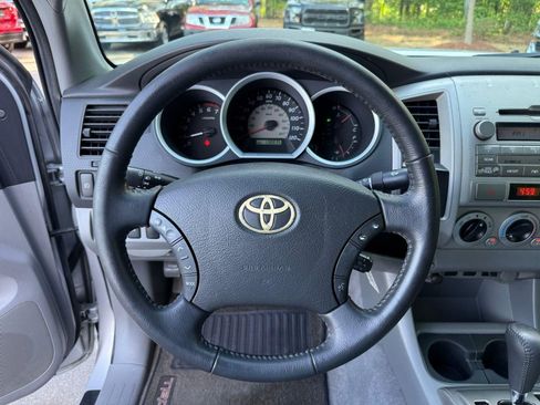 Used 2010 Toyota Tacoma PreRunner RWD image 35