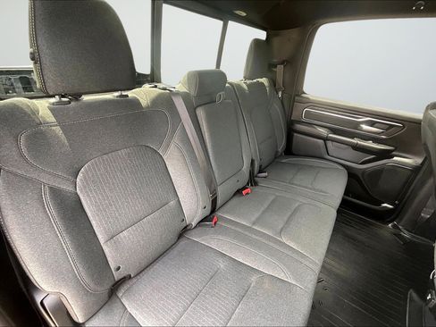 Used 2019 RAM 1500 Big Horn AWD/4WD image 17