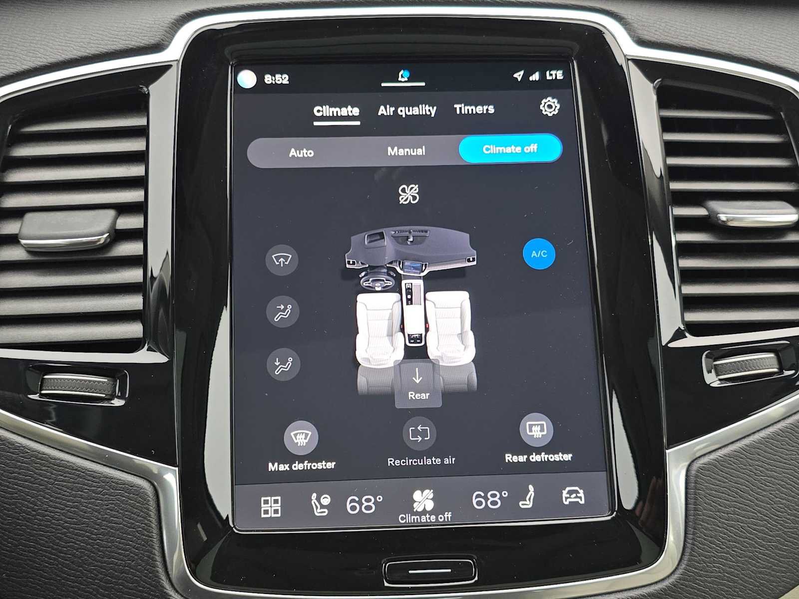 Certified 2023 Volvo XC90 B6 Plus w/ Protection Package Premier AWD/4WD image 30