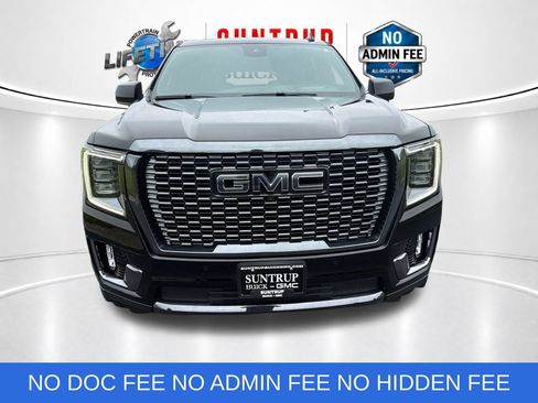 Used 2024 GMC Yukon XL Denali Ultimate AWD/4WD image 9