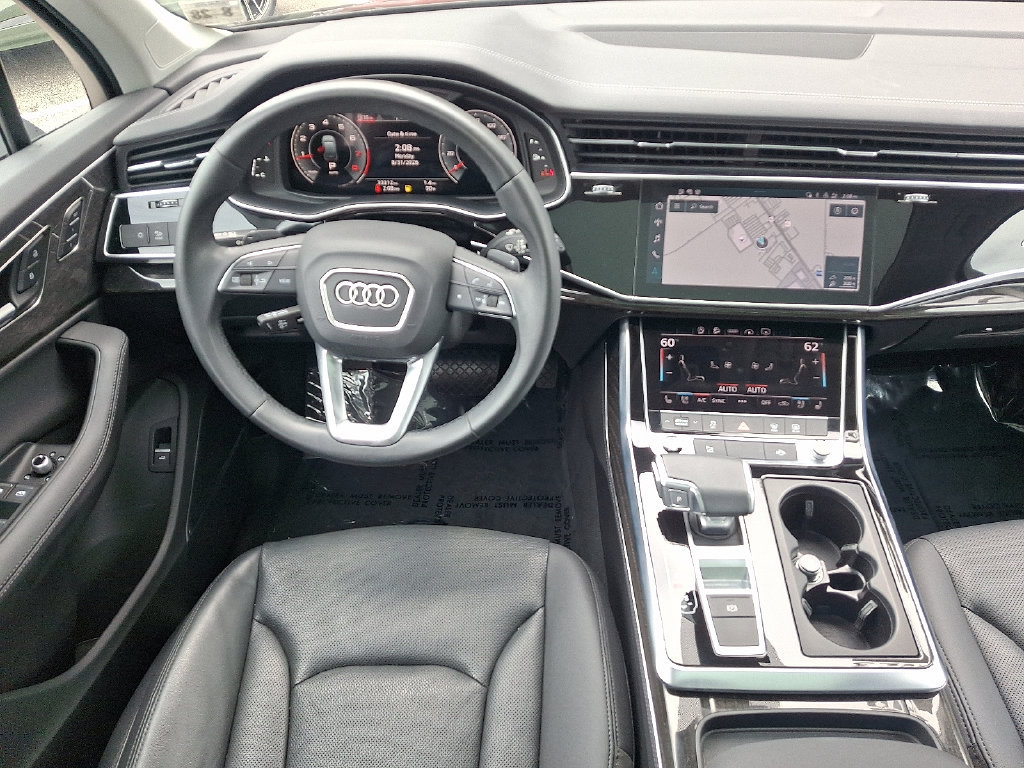 Certified 2023 Audi Q7 2.0T Premium Plus w/ Premium Plus Package AWD/4WD image 12