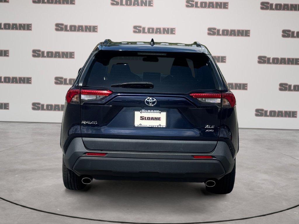 Used 2024 Toyota RAV4 XLE AWD/4WD image 4