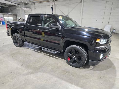 Used 2017 Chevrolet Silverado 1500 LTZ Z71 w/ Redline Edition AWD/4WD image 20