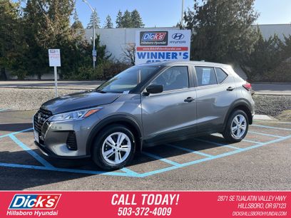 Used 2025 Nissan Kicks Play S