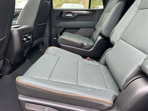 New 2026 GMC Yukon AT4 w/ AT4 Premium Plus Package image 21