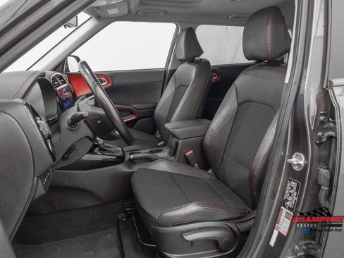 Used 2023 Kia Soul GT-Line image 15