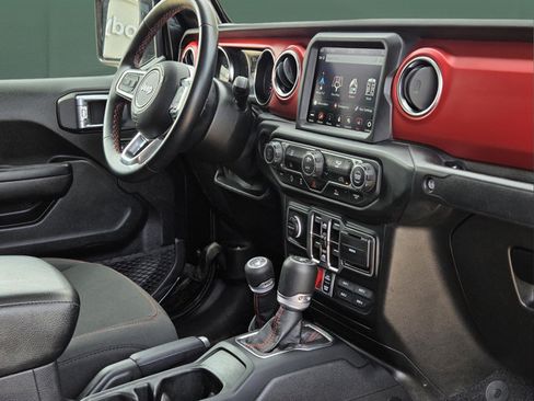 Used 2021 Jeep Gladiator Rubicon AWD/4WD image 32