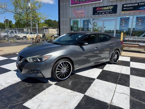 Used 2017 Nissan Maxima 3.5 SV FWD image 2