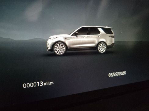 New 2026 Land Rover Discovery Dynamic SE AWD/4WD image 18