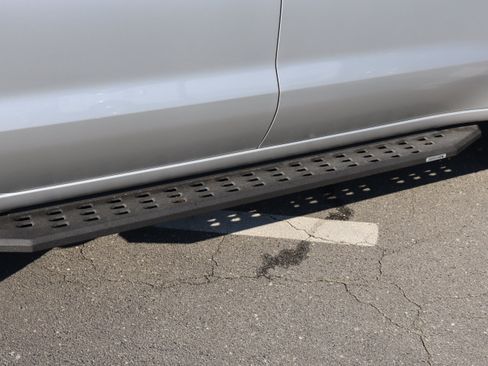 Used 2022 Chevrolet Silverado 1500 ZR2 AWD/4WD image 12