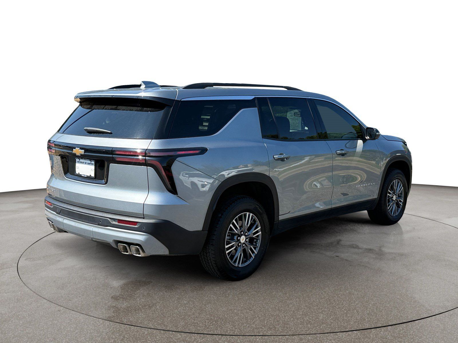 Used 2026 Chevrolet Traverse LT FWD image 5