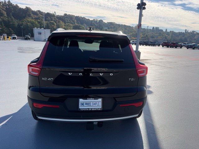 Used 2022 Volvo XC40 T5 Inscription w/ Advanced Package AWD/4WD image 4