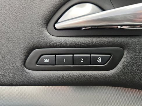 Used 2019 Cadillac XT4 Premium Luxury w/ Cold Weather Package image 9