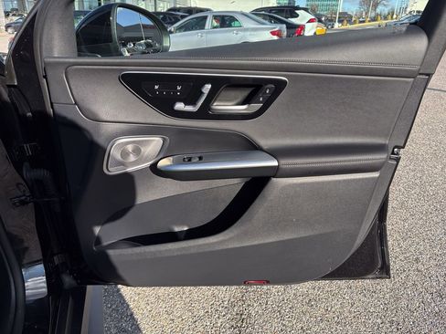 Used 2024 Mercedes-Benz GLC 300 4MATIC image 48